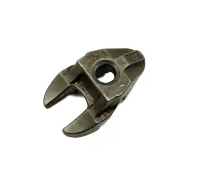 кронштейн форсунки! Peugeot 408 12> 16 131 812 80 PSA