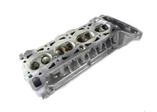 головка блока цилиндров! нов. обр. ВАЗ-2123 21214100301130 LADA