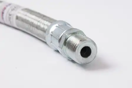 шланг тормозной! передний, бронированный, гайка/гайка, L= 650 мм КАМАЗ-6520 6520-3506060 АВТОМАГНАТ