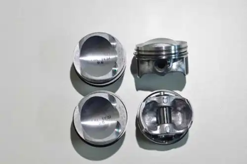 поршень с кольцами! к-кт STD (x4) Audi A3/A4/A5 BYT/BZB/CABA/CABB 06> B13582 BORSEHUNG