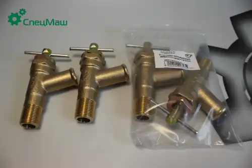 Кран отопителя СПЕЦМАШ ВС118101010