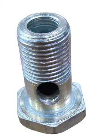 85-3407105 Болт-штуцер С/И М20х38х1,75 Р=26 К=32 БЗТДИА