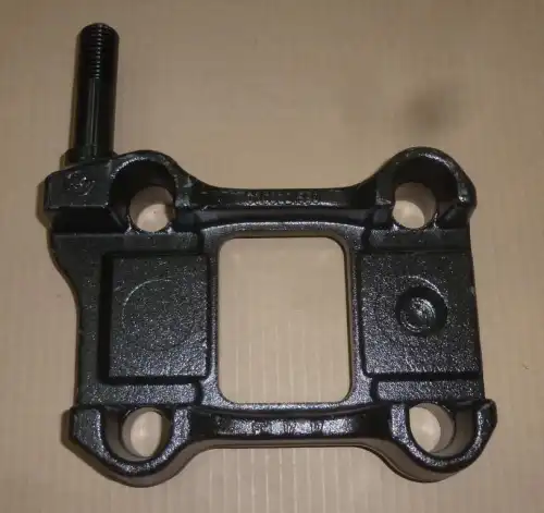 кронштейн крепления амортизатора !(м)правый F120BPW 05.032.21.70.0