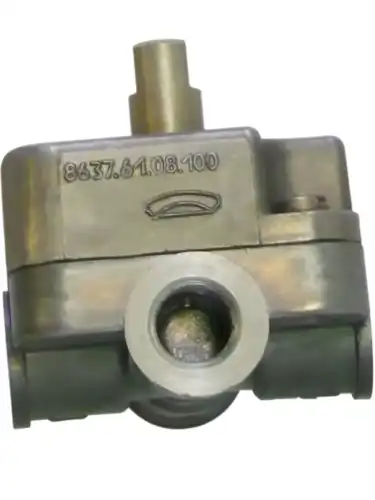 пневмораспределитель! МАЗ 8637610810000 БЕЛОМО