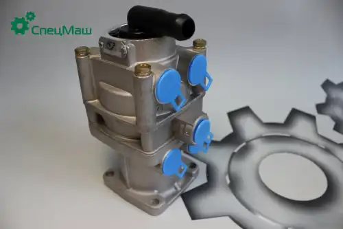 кран тормозной! подпедальный 2х-секционный, н/о под трубку МАЗ 5440/6430/4370/650108 8090-3514100 СПЕЦМАШ