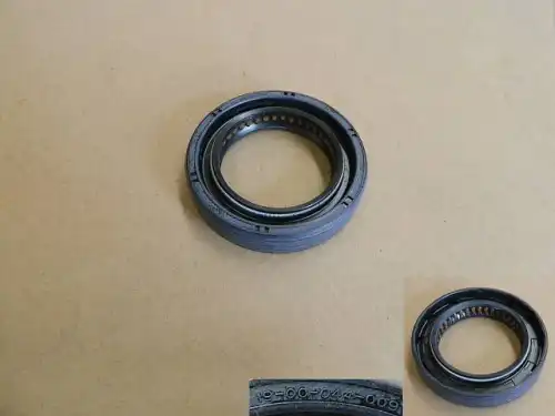 сальник! GW Hover H3/H5 1900044009 HAVAL