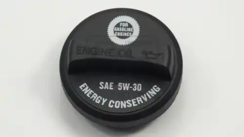 Крышка маслозаливной горловины QUATTRO FRENI QF14A00195