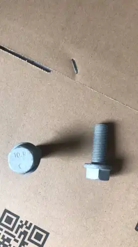 БОЛТ КРЕПЛЕНИЯ ПЕРЕДНЕГО СУППОРТА 4048046800 GEELY