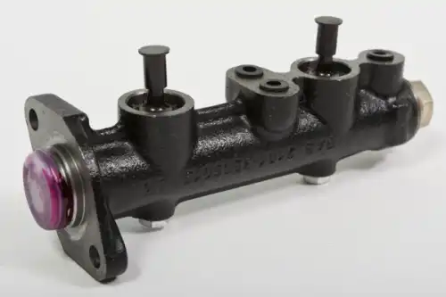 цилиндр тормозной главный! ВАЗ 2101-2107 21010350500900 LADA