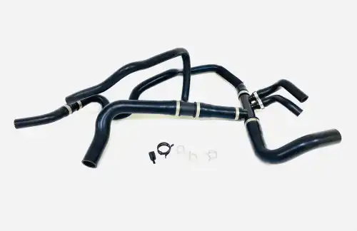 Патрубок системы охлаждения U0902136 UKORAUTO