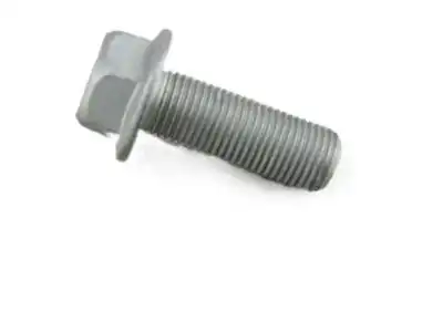 болт ступицы задней! Nissan 081B42355M