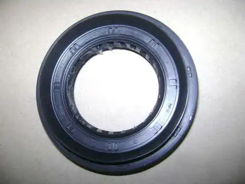 сальник ведущей шестерни задн.моста/ ! GW Hover H3/H5 2402200D01 GREAT WALL