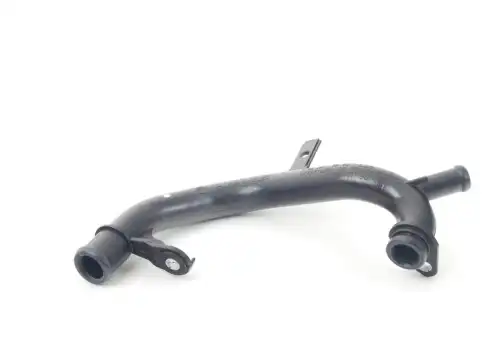 патрубок системы охл. ! Audi A3,Skoda Octavia/Superb/Yeti,VW Golf/Jetta/Passat 05> 06J121065F VAG